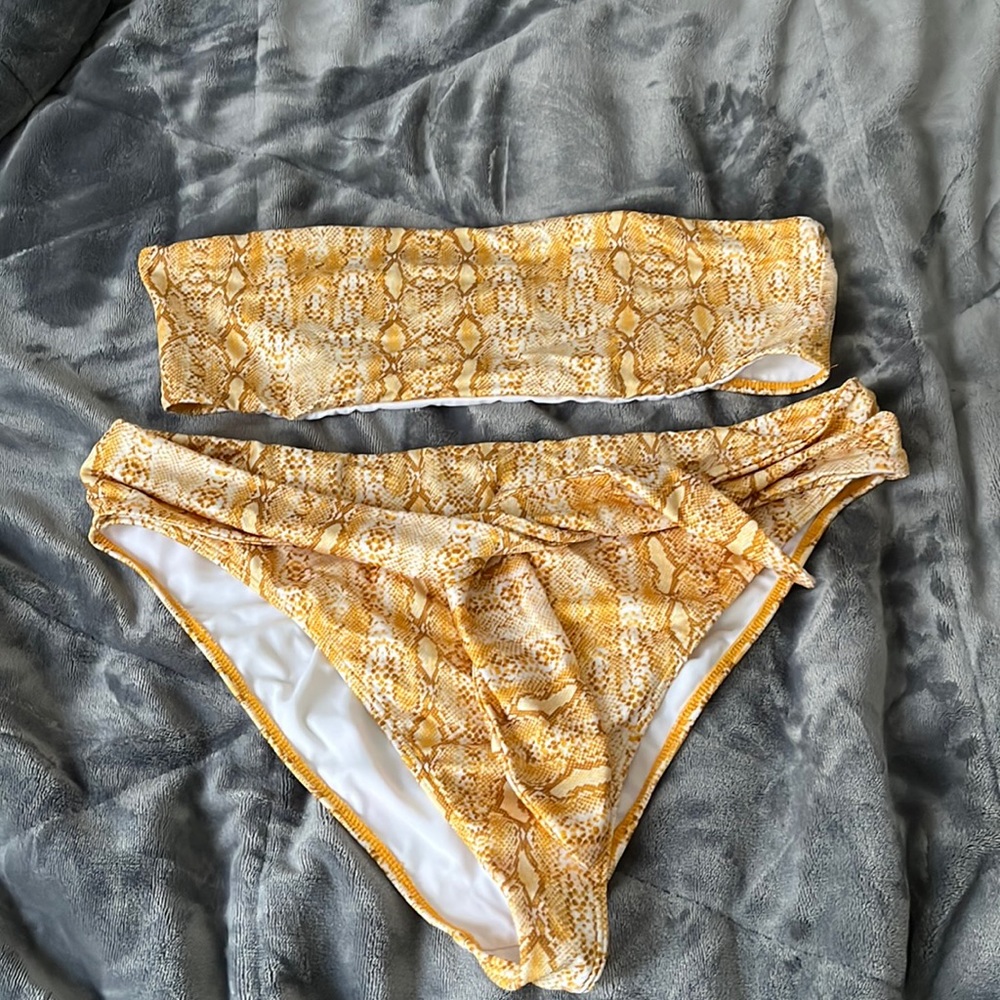 PacSun Yellow Snakeskin Bandeau and High waisted bikini excellent condition